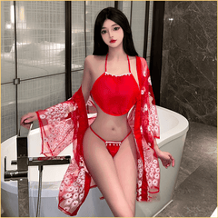 日式印花透视和服