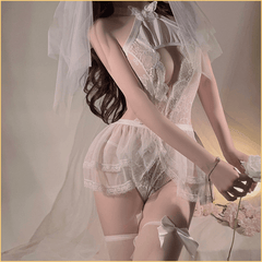 蝴蝶挂脖蕾丝V字覆胸婚纱套