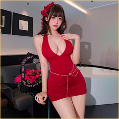 深V爱心镂空露沟挂脖包臀连衣裙