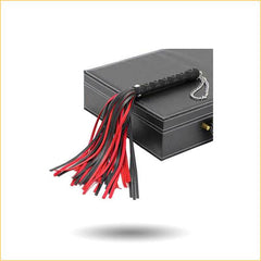 情趣黑红调教SM软鞭