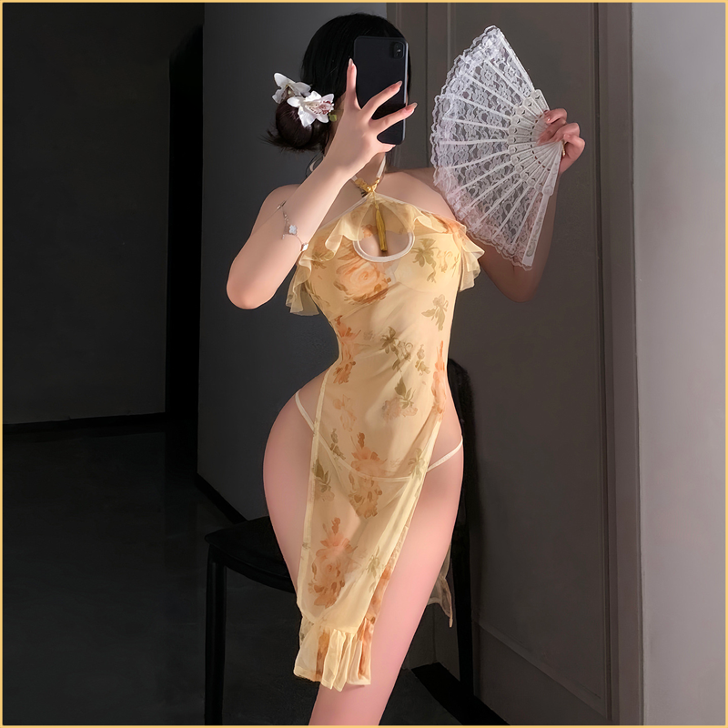 典雅繁花透视露胸旗袍