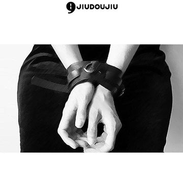 Jiudoujiu 原创纯皮束缚手铐